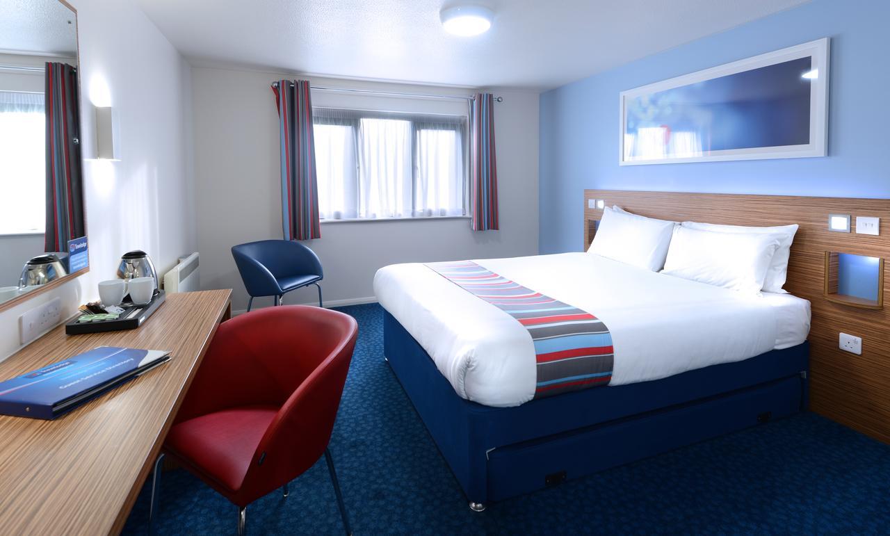 Travelodge Корк Экстерьер фото