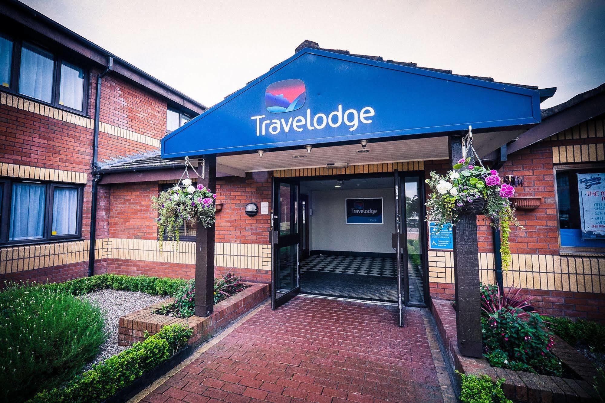 Travelodge Корк Экстерьер фото