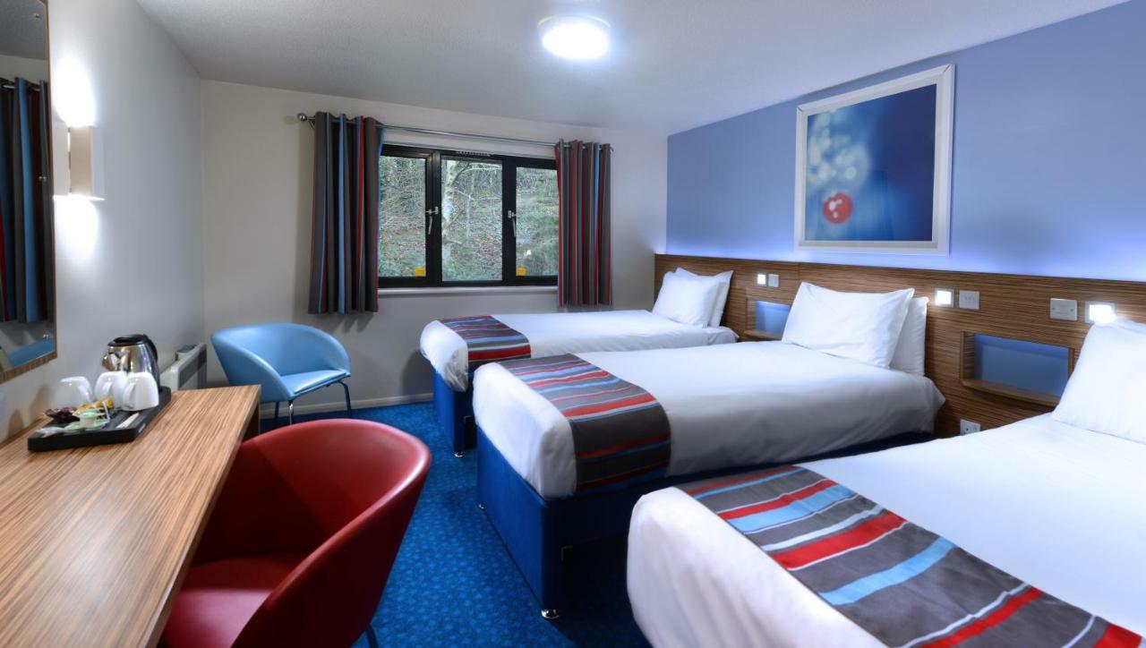 Travelodge Корк Экстерьер фото